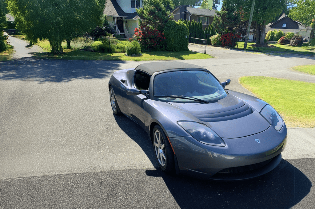 Tesla Roadster – Langley, British Columbia, Canada