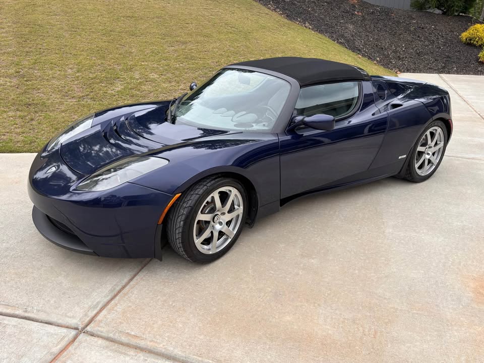 Tesla Roadster – Atlanta, GA USA